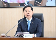 구윤철 부총리 겸 재정경제부 장관이 5월 7일 정부세종청사 중앙동에서 열린 '민생물가 특별관리 관계장관TF'를 주재, 모두발언을 하고 있다.