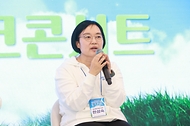 한성숙 중소벤처기업부 장관이 5월 6일 '모두의 창업' 프로젝트에 대한 청년층 관심을 더욱 확산하고, 대학 현장의 다양한 목소리를 직접 듣기 위해 대구대학교를 방문, 간담회를 개최하고 있다.