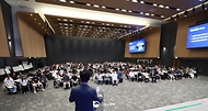 김영훈 노동부 장관이 5월 7일 신규 임용된 노동감독관 210명이 교육을 받고 있는 서울대 시흥캠퍼스를 찾아 예비 노동감독관들과의 소통의 시간을 가졌다.