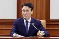 김민석 국무총리가 5월 15일 세종대로 정부서울청사에서 열린 민관 대테러업무 혁신 태스크포스(TF) 회의를 주재하고 있다.