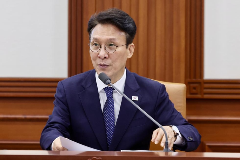 김민석 국무총리가 5월 15일 세종대로 정부서울청사에서 열린 민관 대테러업무 혁신 태스크포스(TF) 회의를 주재하고 있다.