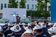 이재명 대통령이 5월 18일 광주 5·18 민주광장에서 열린 제46주년 5·18 민주화운동 기념식에서 기념사를 하고 있다.