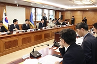 김민석 국무총리가 5월 20일 세종대로 정부서울청사에서 열린 제2차 공명선거 관계장관회의를 주재하고 있다.