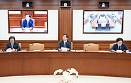 구윤철 부총리 겸 재정경제부 장관이 5월 21일 서울 종로구 정부서울청사에서 열린 '민생물가 특별관리 관계장관 TF 및 제 268차 대외경제장관회의'를 주재, 모두발언을 하고 있다.