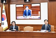구윤철 부총리 겸 재정경제부 장관이 5월 21일 서울 종로구 정부서울청사에서 열린 '민생물가 특별관리 관계장관 TF 및 제 268차 대외경제장관회의'를 주재, 모두발언을 하고 있다.