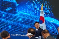 이재명 대통령이 5월 26일 경남 창원시 진해구에서 열린 제1회 미래국방전략위원회에서 발언하고 있다.