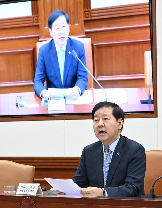구윤철 부총리 겸 재정경제부 장관이 6월 5일 서울 종로구 정부서울청사에서 열린 '비상경제본부회의 겸 경제관계장관회의'를 주재, 모두발언을 하고 있다.