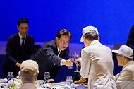 이재명 대통령이 6월 25일 경기도 수원컨벤션센터에서 열린 6·25전쟁 제76주년 기념식에서 기념사를 하고 있다.