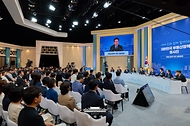 이재명 대통령이 7월 23일 서울 여의도 KBS 별관에서 열린 부동산정책 국민 대토론회에서 발언하고 있다.