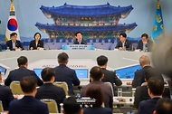 이재명 대통령이 8월 5일 청와대 영빈관에서 열린 행정안전부, 법무부, 국무조정실, 법제처, 인사혁신처 등에 대한 부처 업무보고에서 발언하고 있다.