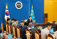 이재명 대통령이 8월 6일 청와대에서 열린 수석보좌관회의에서 발언하고 있다.