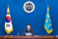 이재명 대통령이 9월 11일 청와대에서 열린 수석보좌관회의에서 발언하고 있다.