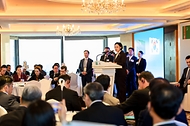 한성숙 국무총리와 세르다르 베르디무하메도프 투르크메니스탄 대통령이 9월 15일 서울 중구 더그랜드롯데 서울에서 열린 한-투르크메니스탄 비즈니스 포럼에 참석하고 있다.