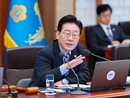 이재명 대통령이 9월 29일 청와대에서 열린 국무회의에서 발언하고 있다.