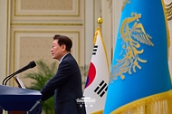 이재명 대통령이 10월 7일 청와대에서 열린 재일본대한민국민단 창단 80주년 기념 간담회에서 환영사를 하고 있다.