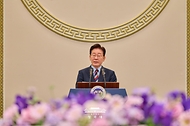 이재명 대통령이 10월 7일 청와대에서 열린 재일본대한민국민단 창단 80주년 기념 간담회에서 환영사를 하고 있다.