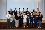한성숙 국무총리가 10월 7일 세종시 총리세종공관에서 출입기자단 오찬간담회를 주재하고 있다.