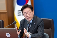 이재명 대통령이 10월 27일 청와대에서 열린 국무회의에서 발언하고 있다.