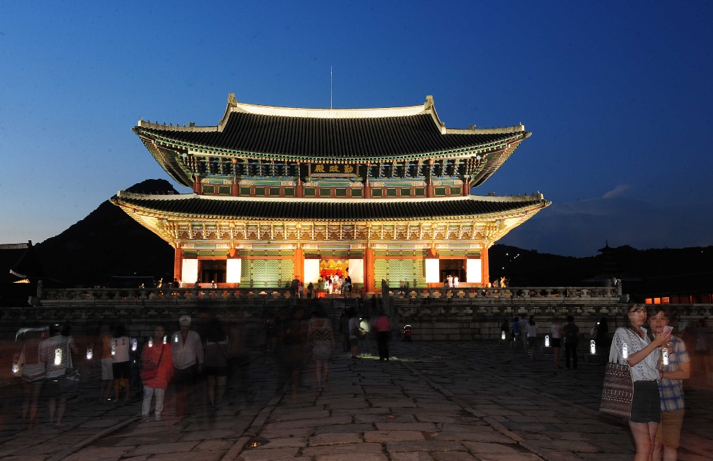 경복궁 야간 개방 시작 - 사진 | 멀티미디어 | 대한민국 정책브리핑 경복궁 야간 개방 시작