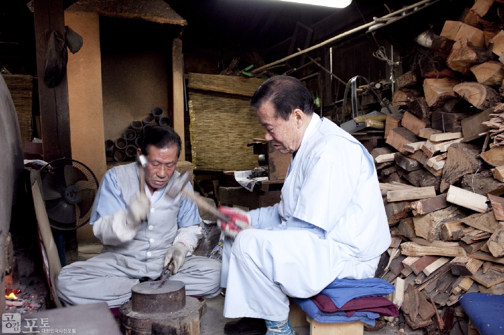 스크린과 브라운관을 종횡무진하고 있는 우리나라 사극을 체험해 볼 수 있는 '사극드라마축제'가 올해 3회를 맞이해 한국민속촌에서 개최되었다. 
민속촌 전체를 영화/드라마 속 배경으로 꾸며 외국 관광객은 물론 국내 방문자에까지 많은 관심을 끌었다.