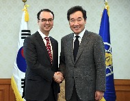 알란 카예타노 필리핀 외교장관 접견 사진 2