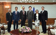 알란 카예타노 필리핀 외교장관 접견 사진 3