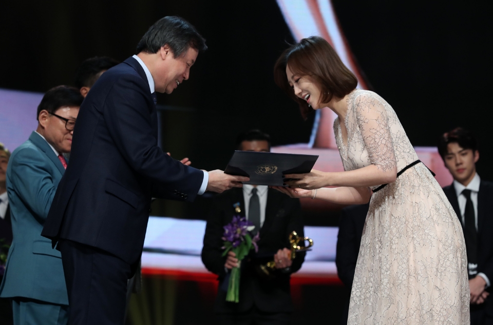 2017 대한민국 대중문화예술상 시상식이 11월 3일 서울 중구 국립극장 해오름극장에서 열렸다.