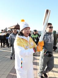 세종청사에서 2018평창동계올림픽 성화봉송 사진 95