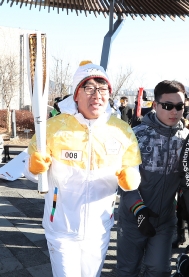 세종청사에서 2018평창동계올림픽 성화봉송 사진 41