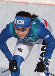 크로스컨트리 여자 10km 프리 메달 경기, 이채원 주혜리 및 북한 리영금 출전 사진 21
