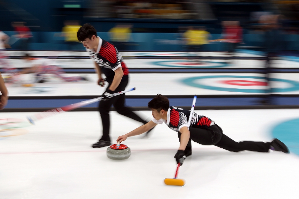 남자 컬링 예선 대한민국과 영국 경기