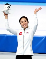 스피드스케이팅 여자 500m 결승 경기, 이상화 선수 은메달 사진 3