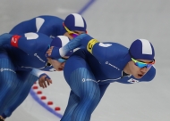 스피드스케이팅 남자 팀추월 결승 경기, 한국 선수 은메달 사진 11