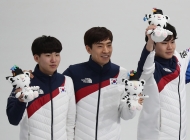 스피드스케이팅 남자 팀추월 결승 경기, 한국 선수 은메달 사진 2