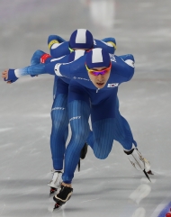 스피드스케이팅 남자 팀추월 결승 경기, 한국 선수 은메달 사진 9