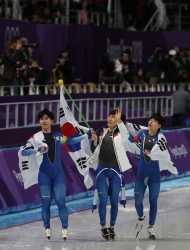 스피드스케이팅 남자 팀추월 결승 경기, 한국 선수 은메달 사진 7