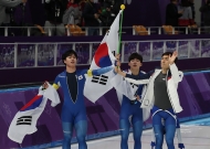 스피드스케이팅 남자 팀추월 결승 경기, 한국 선수 은메달 사진 6
