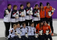 쇼트트랙 여자 3,000m 계주 결승 경기, 한국 선수 금메달 사진 16