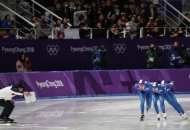 스피드스케이팅 남자 팀추월 결승 경기, 한국 선수 은메달 사진 10