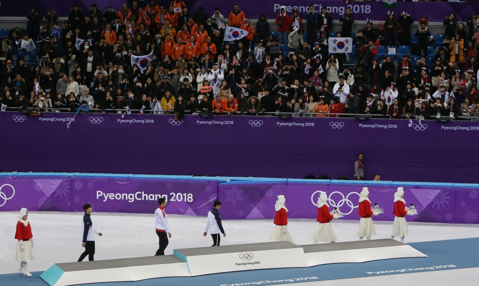 쇼트트랙 남자 500m 결승 경기, 한국의 황대헌 선수 은메달, 임효준 선수 동메달
