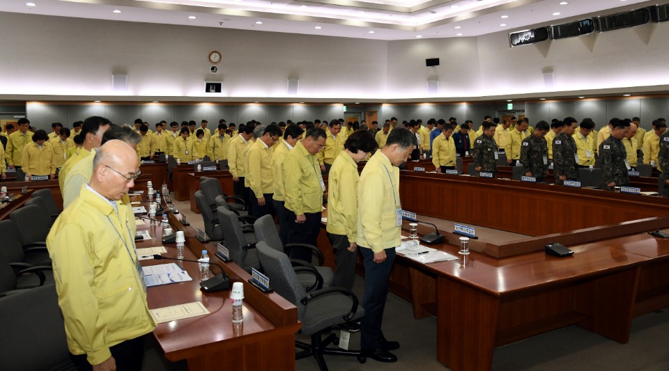 이낙연 국무총리가 14일 세종로 정부서울청사에서 열린 을지 태극연습 준비 보고회의를 주재하고 있다.