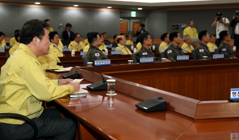 이낙연 국무총리가 14일 세종로 정부서울청사에서 열린 을지 태극연습 준비 보고회의를 주재하고 있다.