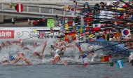 오픈워터 수영 남자 10km 결승 경기 사진 13