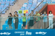 70년대 수영 스타 최연숙, 37년 만의 역영  사진 5