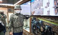 서욱 국방부 장관, 화살머리고지 유해발굴현장 방문 사진 3