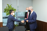 홍정기 환경부차관, 덴마크 기후대사와 양자면담  사진 2