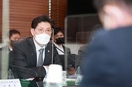 국토부 장관, 전국 건설현장 안전점검 회의 사진 2