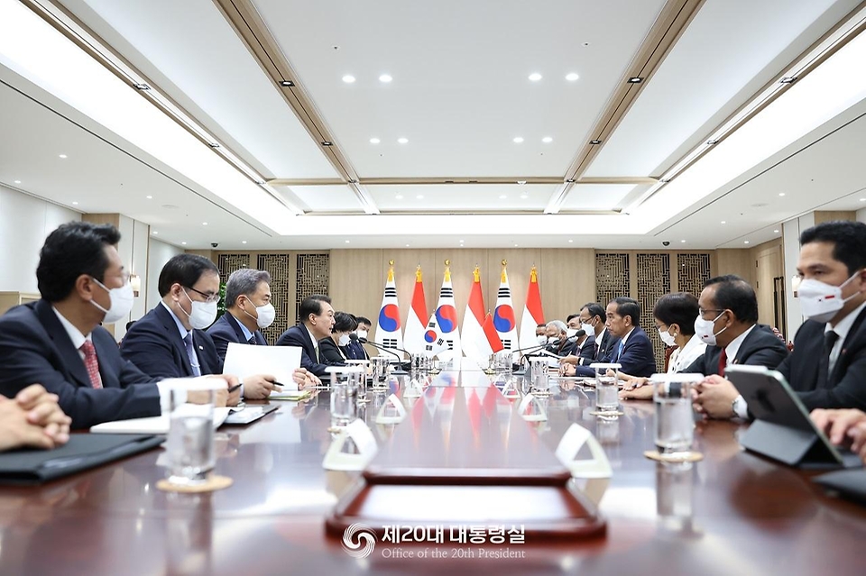 28일 서울 용산구 대통령실 청사에서 한-인도네시아 정상회담이 진행되고 있다.