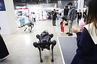 산업용 로봇부터 서비스 로봇까지 ‘2022 로보월드’ 개막 사진 7