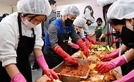 최상대 기재부 차관, 제15기 행복공감봉사단 제3차 봉사활동(김치 담그기, 나눔 봉사활동) 사진 8